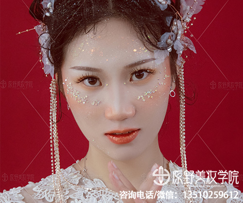 深圳化妝美甲紋繡學校哪家靠譜