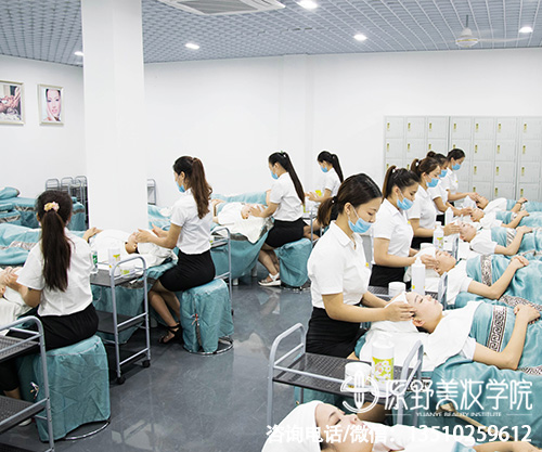 在深圳專業美容培訓學校哪家好（零基礎在深圳最靠譜美容學校推薦）